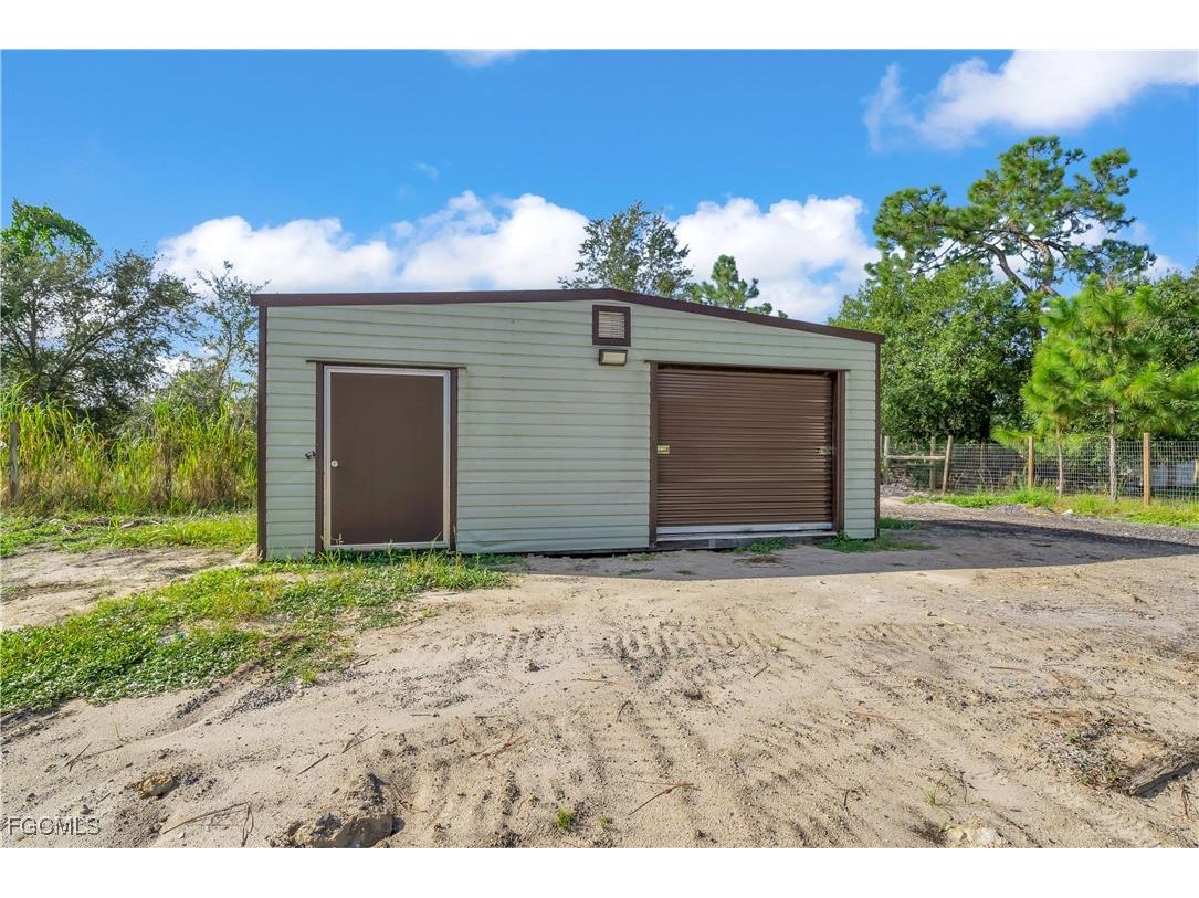 7861 8th Terrace Labelle FL 33935 2025014328 image31