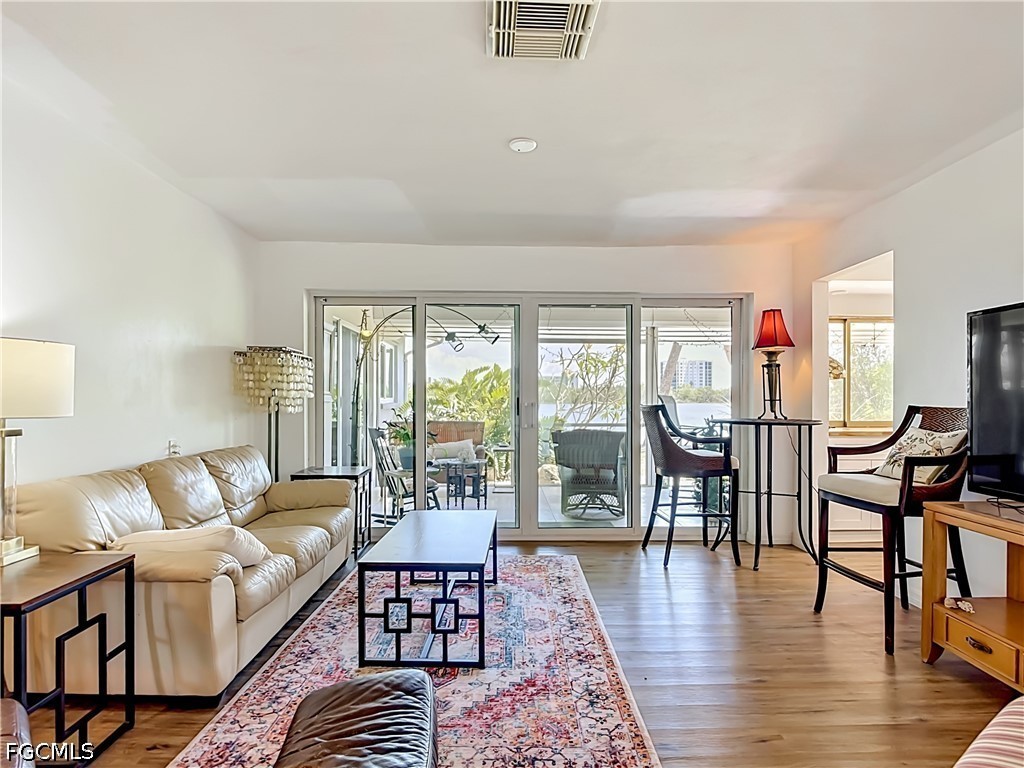 7861 Buccaneer Drive Fort Myers Beach FL 33931 2026012058 image10