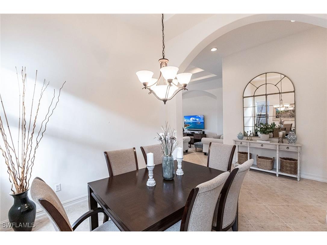 7863 Valencia Court Naples FL 34113 225085196 image16