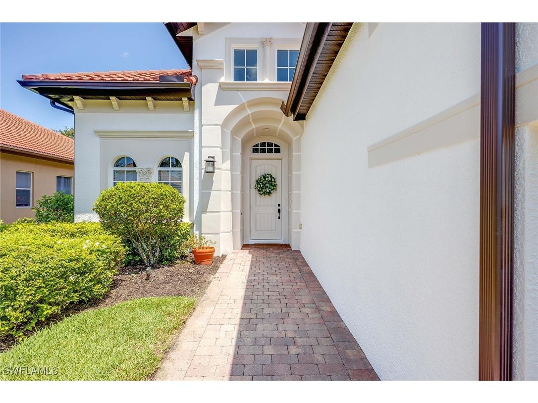 7863 Valencia Court Naples FL 34113 225085196 image3
