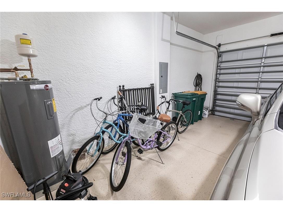 7863 Valencia Court Naples FL 34113 225085196 image38