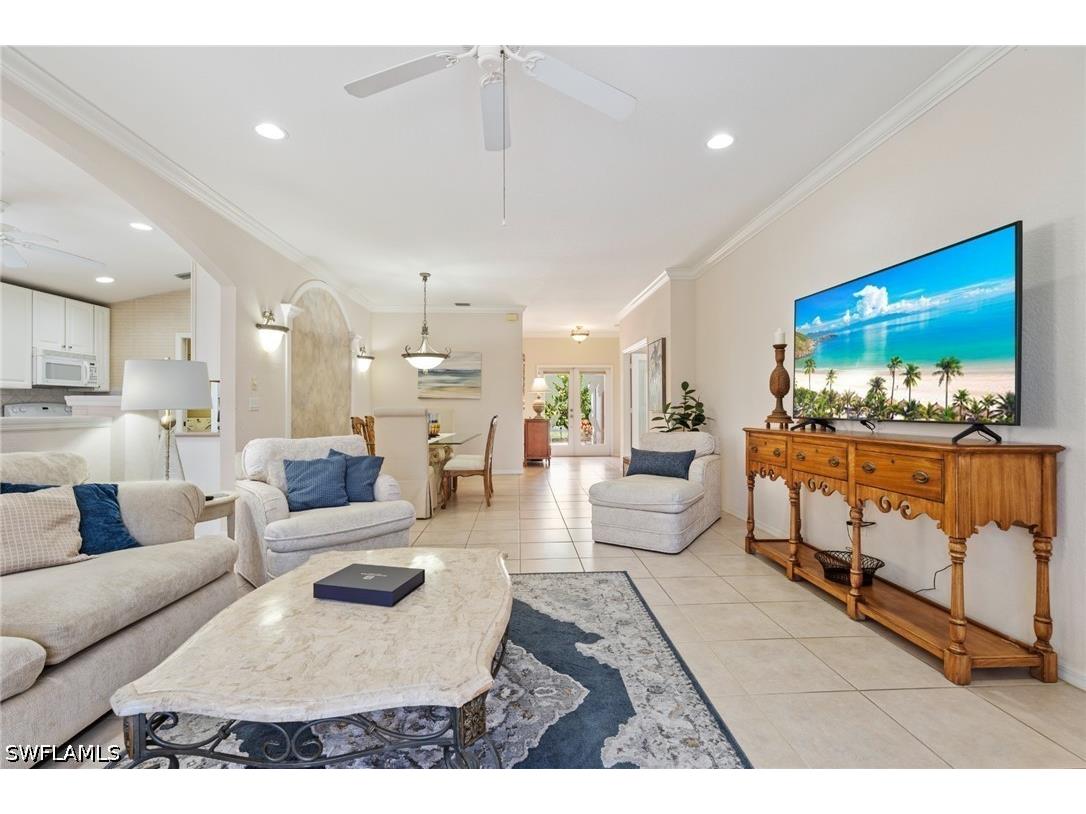7867 Berkshire Pines Drive Naples FL 34104 226018383 image4