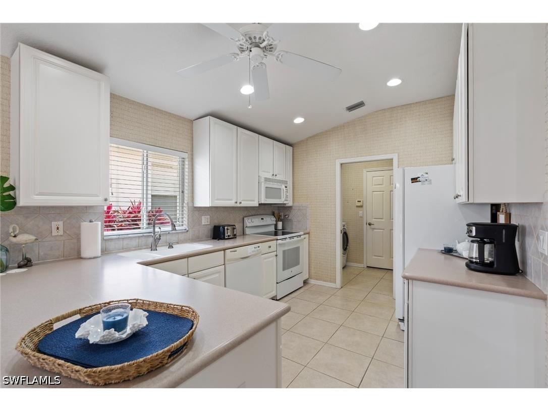 7867 Berkshire Pines Drive Naples FL 34104 226018383 image6
