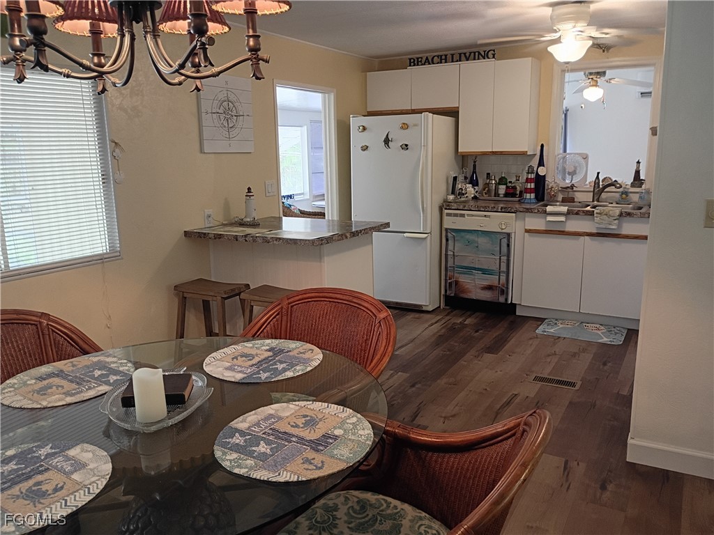 7867 Raymary Street Bokeelia FL 33922 2025023266 image18