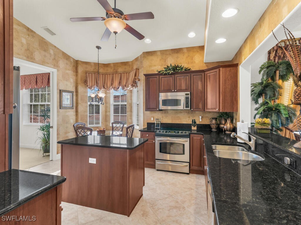 7869 Hawthorne Drive #303 Naples FL 34113 224100901 image15