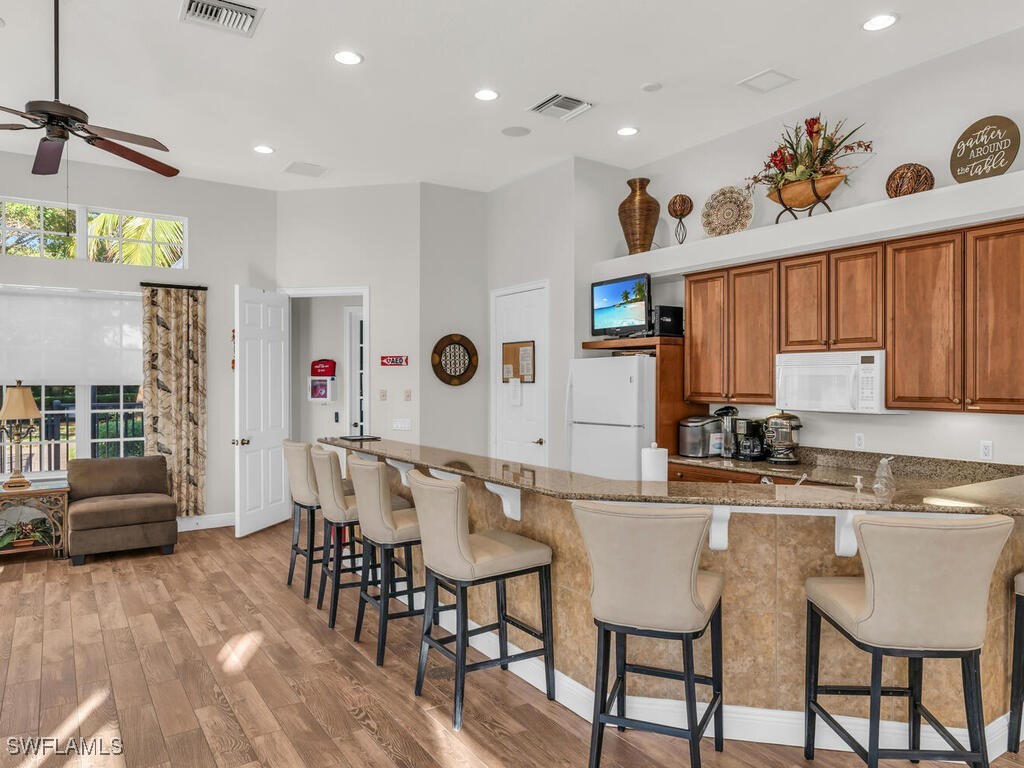 7869 Hawthorne Drive #303 Naples FL 34113 224100901 image44