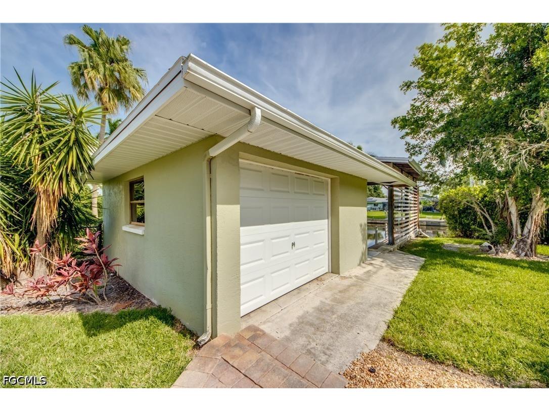 787 Overriver Drive North Fort Myers FL 33903 2026002076 image39