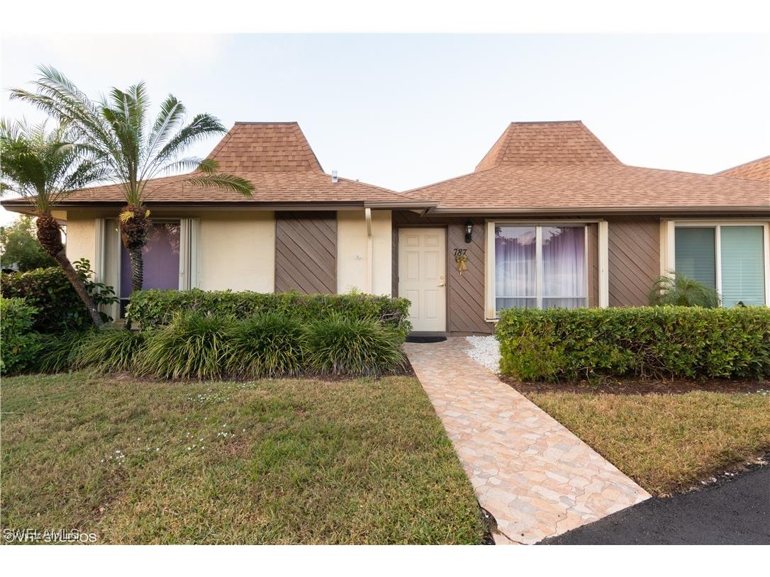 787 Palm View Drive #3 Naples FL 34110 223038242 image1