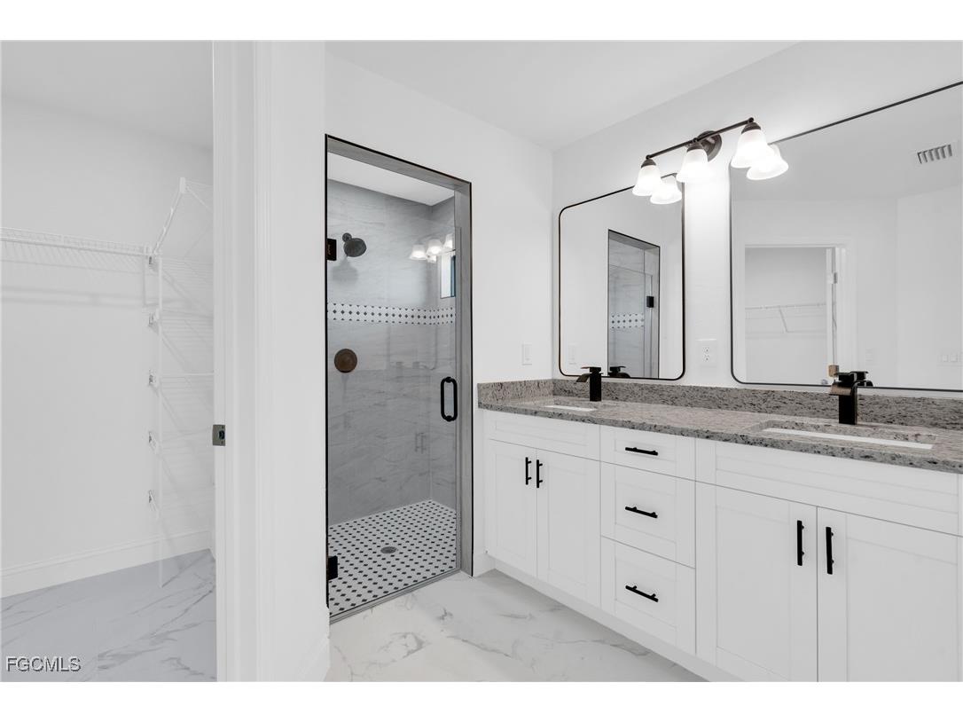 7870 19th Place Labelle FL 33935 2025011077 image12