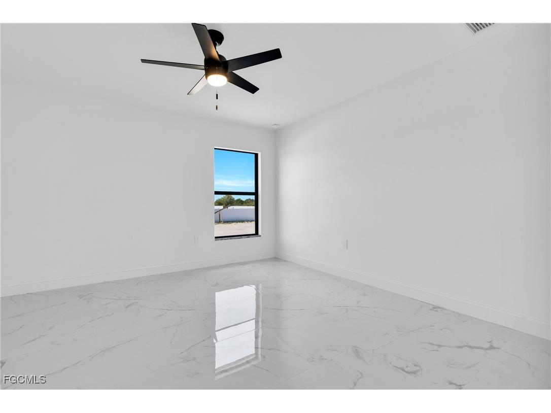 7870 19th Place Labelle FL 33935 2025011077 image14