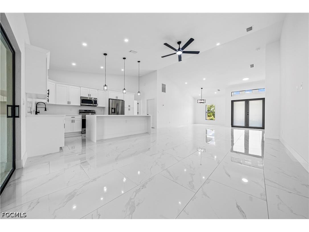 7870 19th Place Labelle FL 33935 2026026343 image4