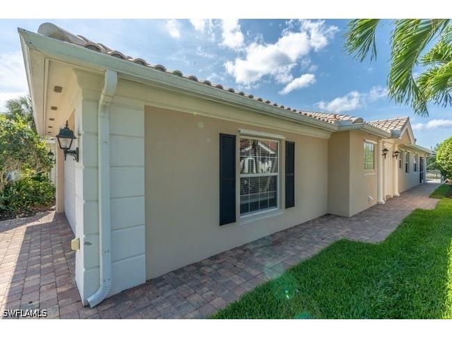 7872 Umberto Court Naples FL 34114 226019388 image4