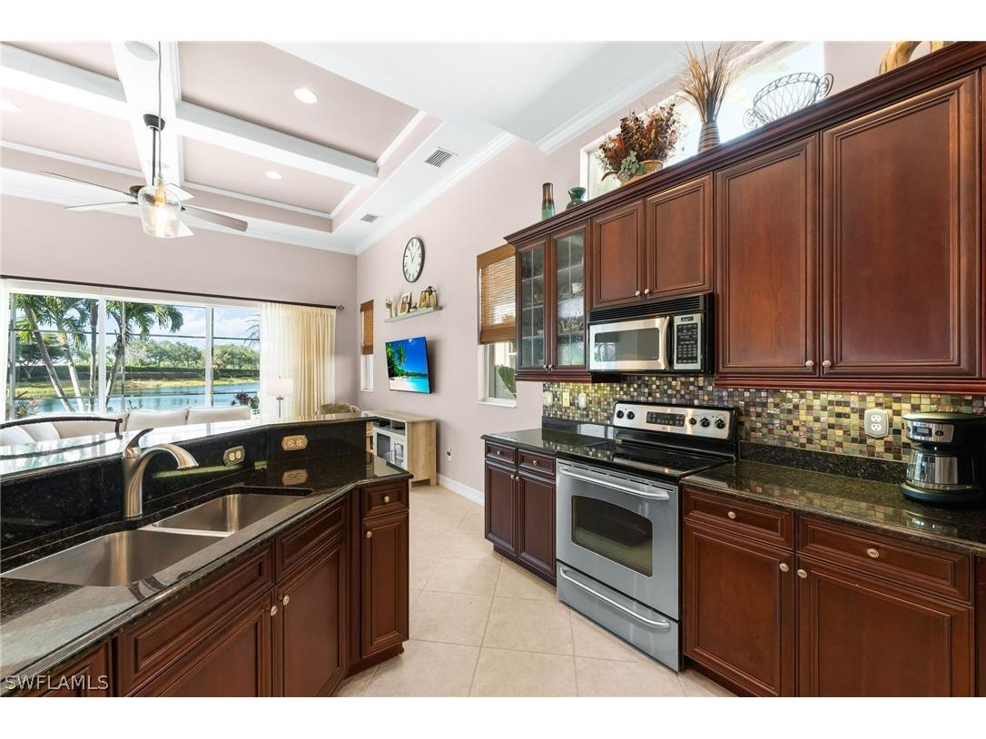 7875 Valencia Court Naples FL 34113 226006880 image8