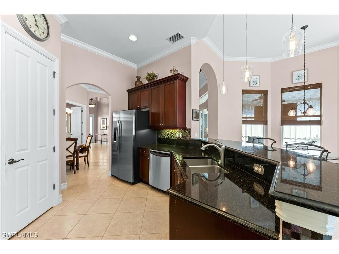 7875 Valencia Court Naples FL 34113 226006880 image9