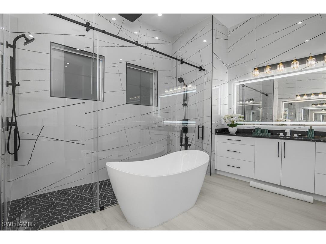 788 9th Street SW Naples FL 34117 224065435 image21