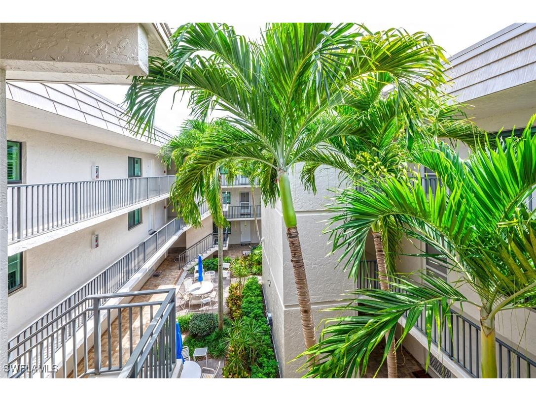 788 Park Shore Drive #A19 Naples FL 34103 225060450 image5