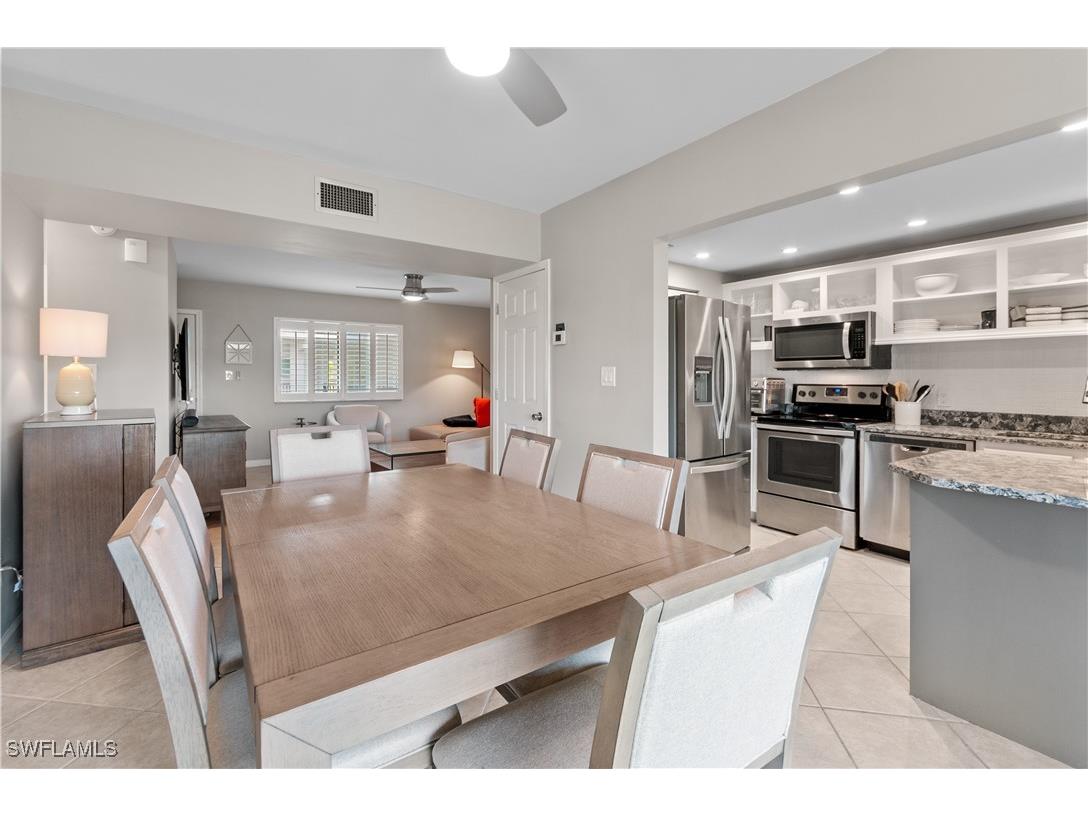 788 Park Shore Drive #B34 Naples FL 34103 225084080 image2