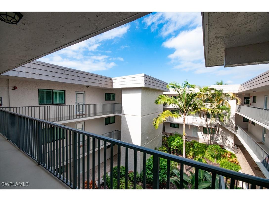 788 Park Shore Drive #B34 Naples FL 34103 225084080 image24