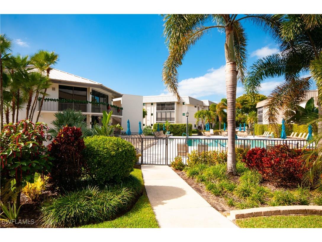 788 Park Shore Drive #B34 Naples FL 34103 225084080 image27