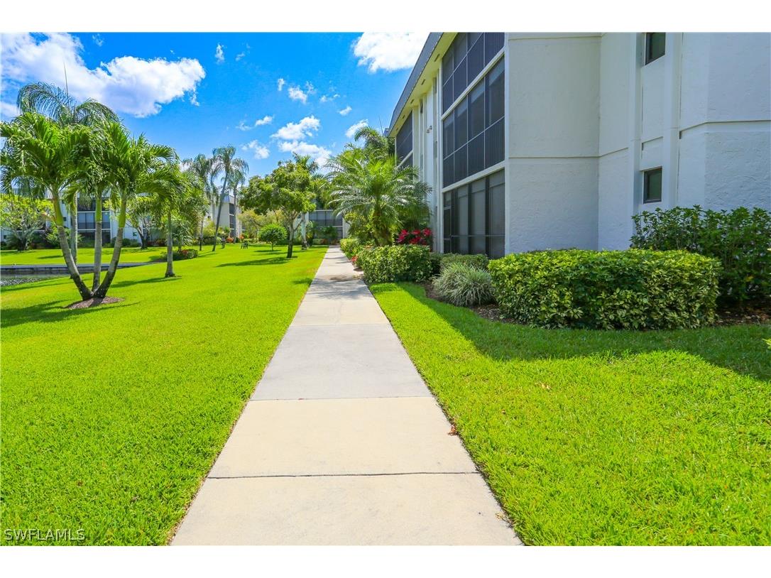 788 Park Shore Drive #D27 Naples FL 34103 226006873 image5