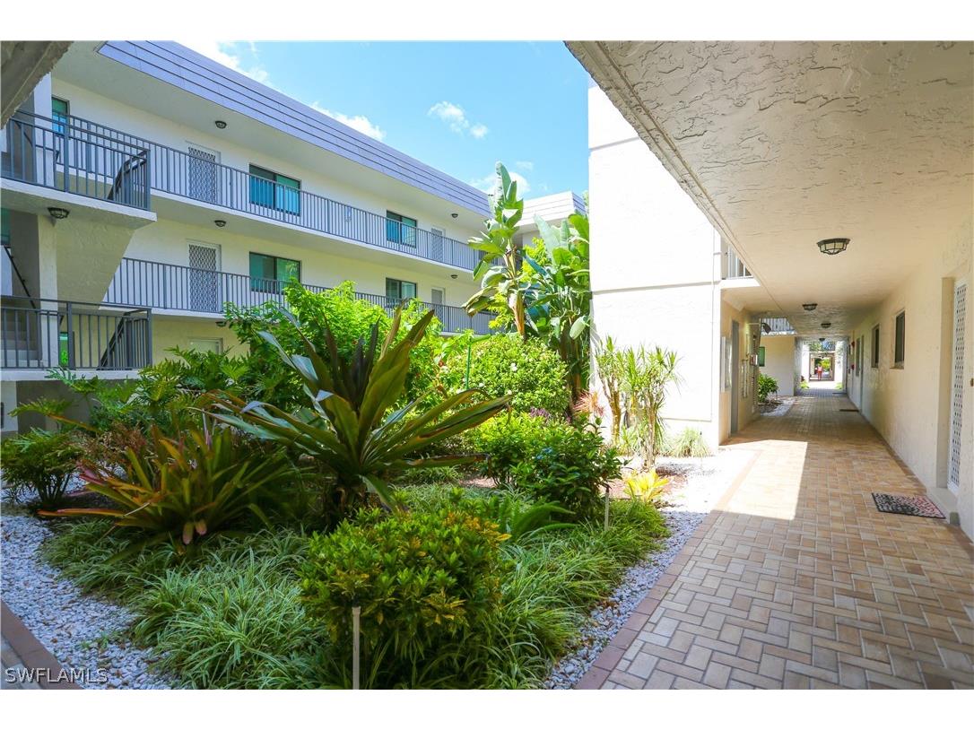 788 Park Shore Drive #D27 Naples FL 34103 226006873 image9
