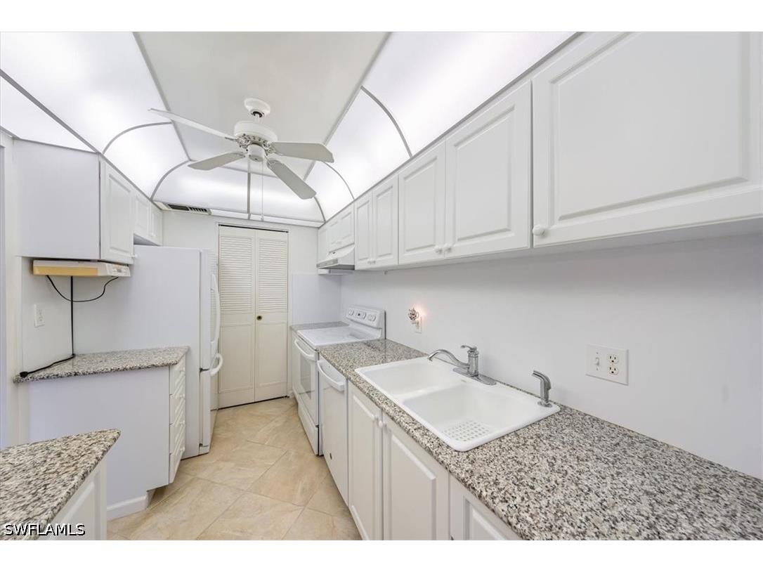 788 Park Shore Drive #D30 Naples FL 34103 226013602 image6