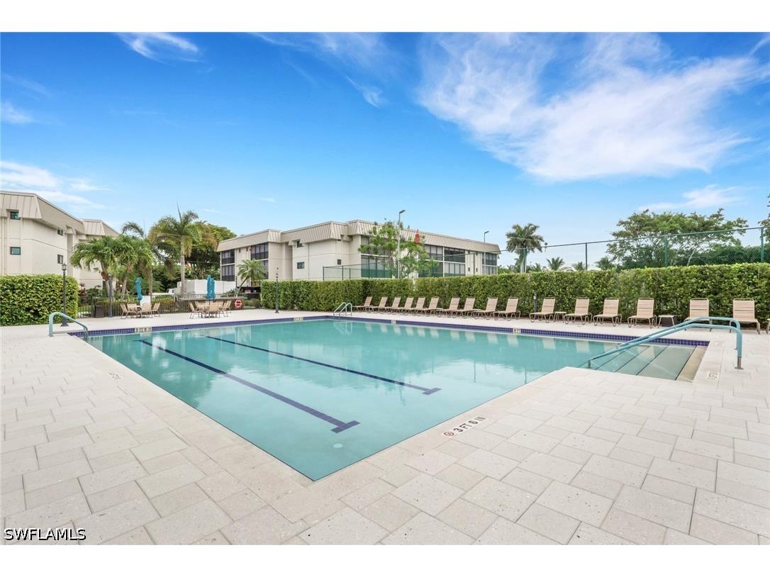 788 Park Shore Drive #E14 Naples FL 34103 226022171 image23