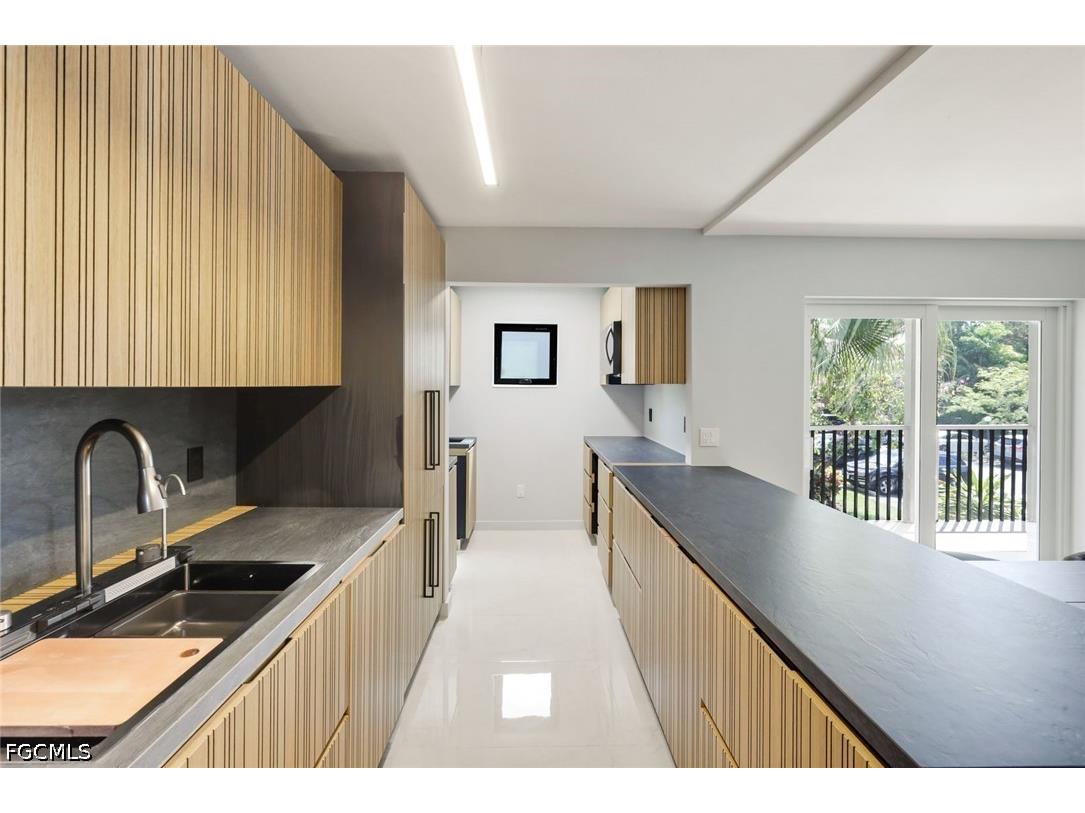 788 Park Shore Drive #E20 Naples FL 34103 2026014641 image17