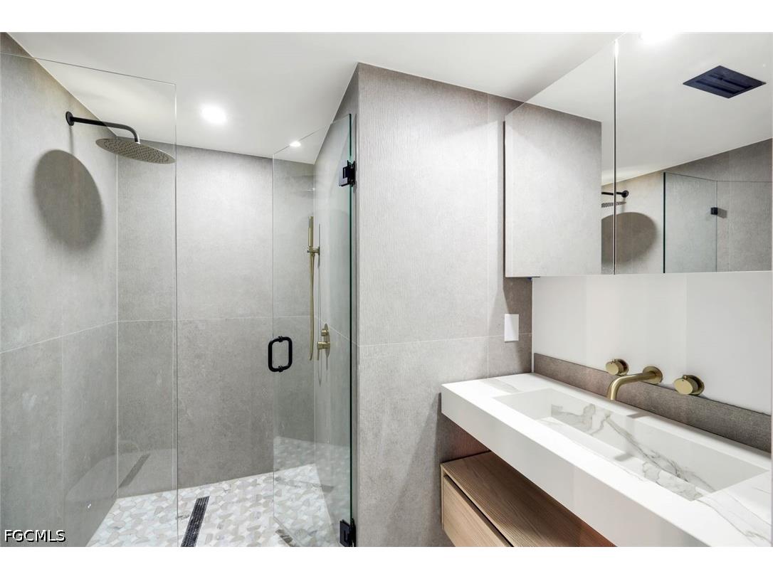 788 Park Shore Drive #E20 Naples FL 34103 2026014641 image27