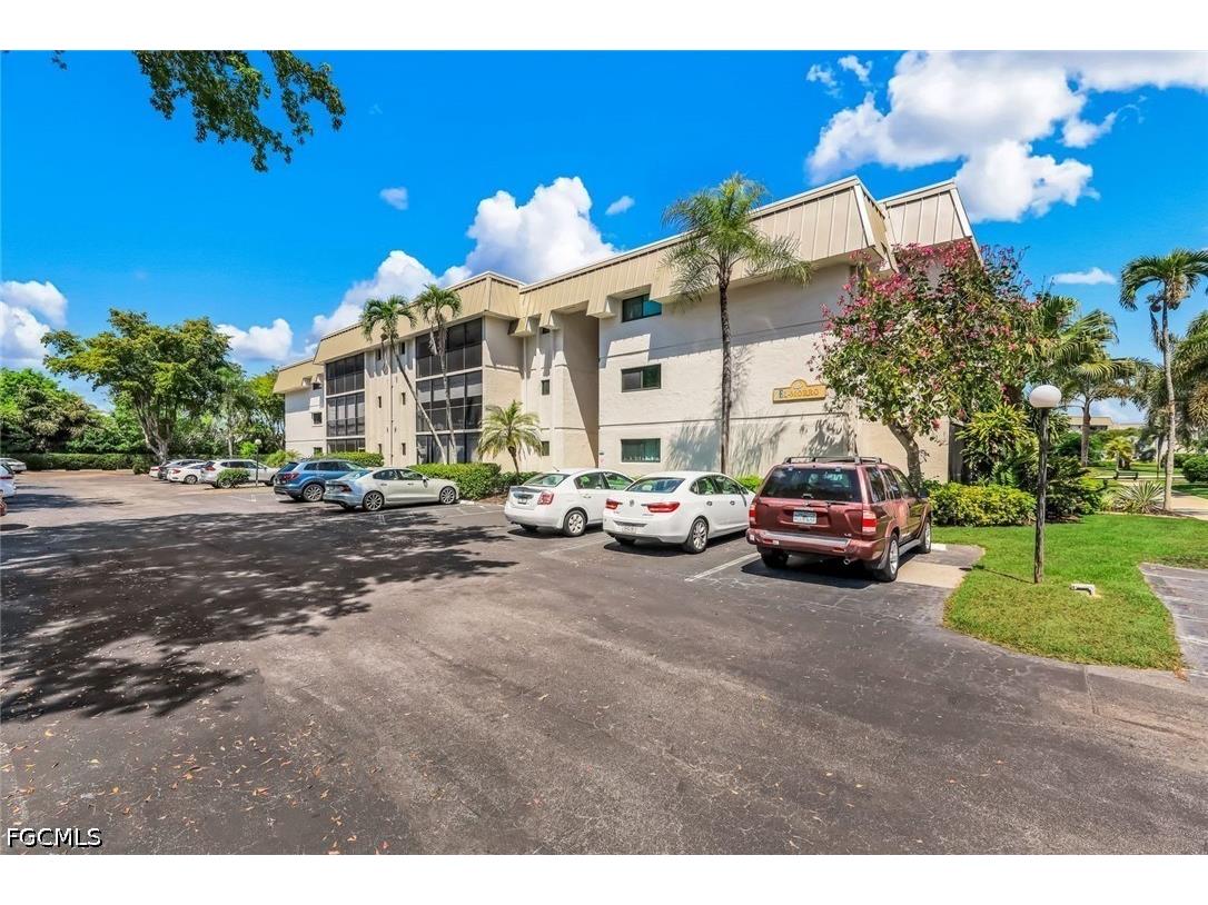 788 Park Shore Drive #E20 Naples FL 34103 2026014641 image35