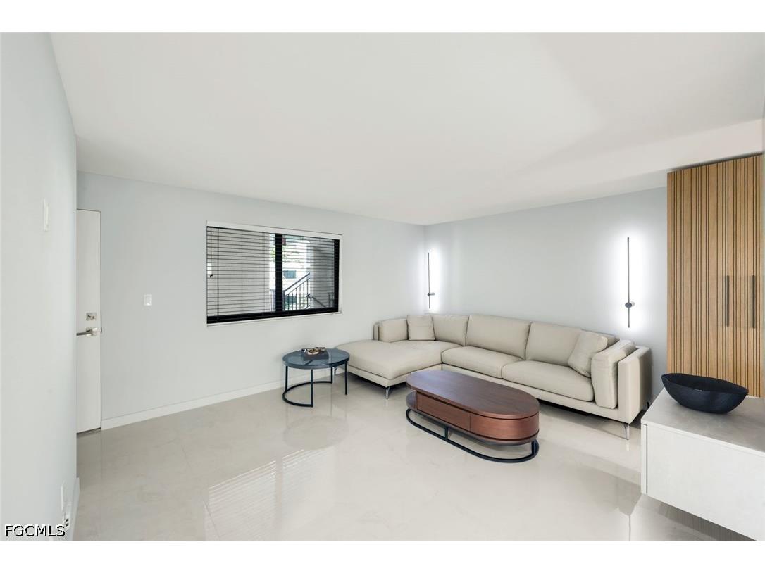 788 Park Shore Drive #E20 Naples FL 34103 2026014641 image8