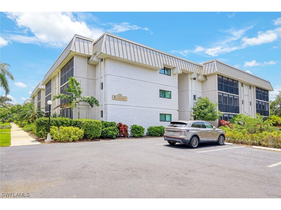 788 Park Shore Drive #E31 Naples FL 34103 223035067 image1