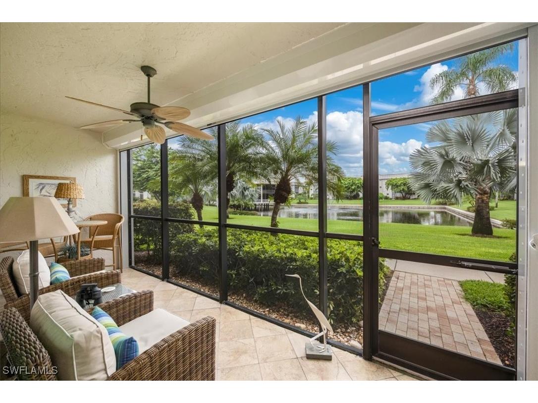 788 Park Shore Drive #F13 Naples FL 34103 225065974 image1