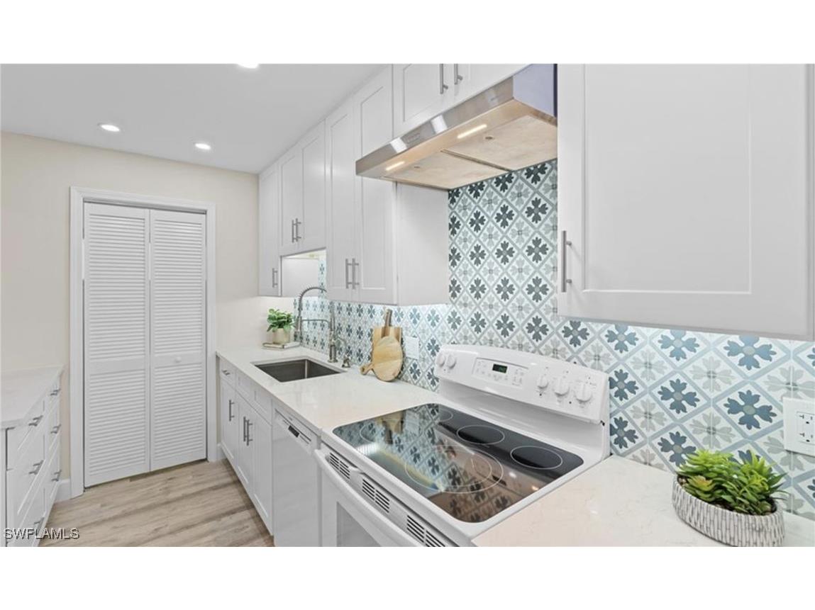 788 Park Shore Drive #F17 Naples FL 34103 225074788 image5