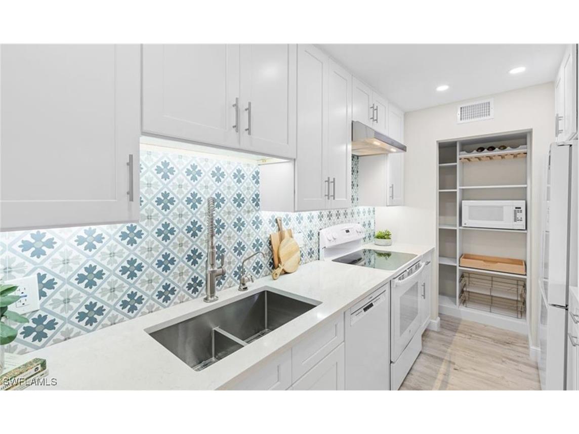 788 Park Shore Drive #F17 Naples FL 34103 225074788 image6