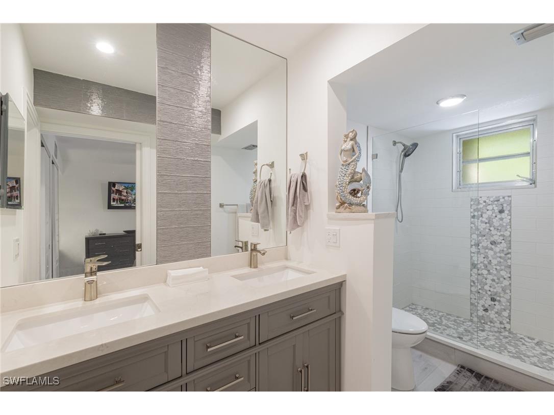 788 Park Shore Drive #F37 Naples FL 34103 225066260 image15