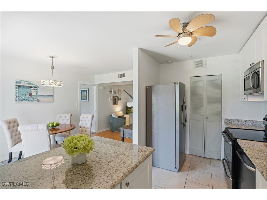 788 Park Shore Drive #H14 Naples FL 34103 225077353 image11