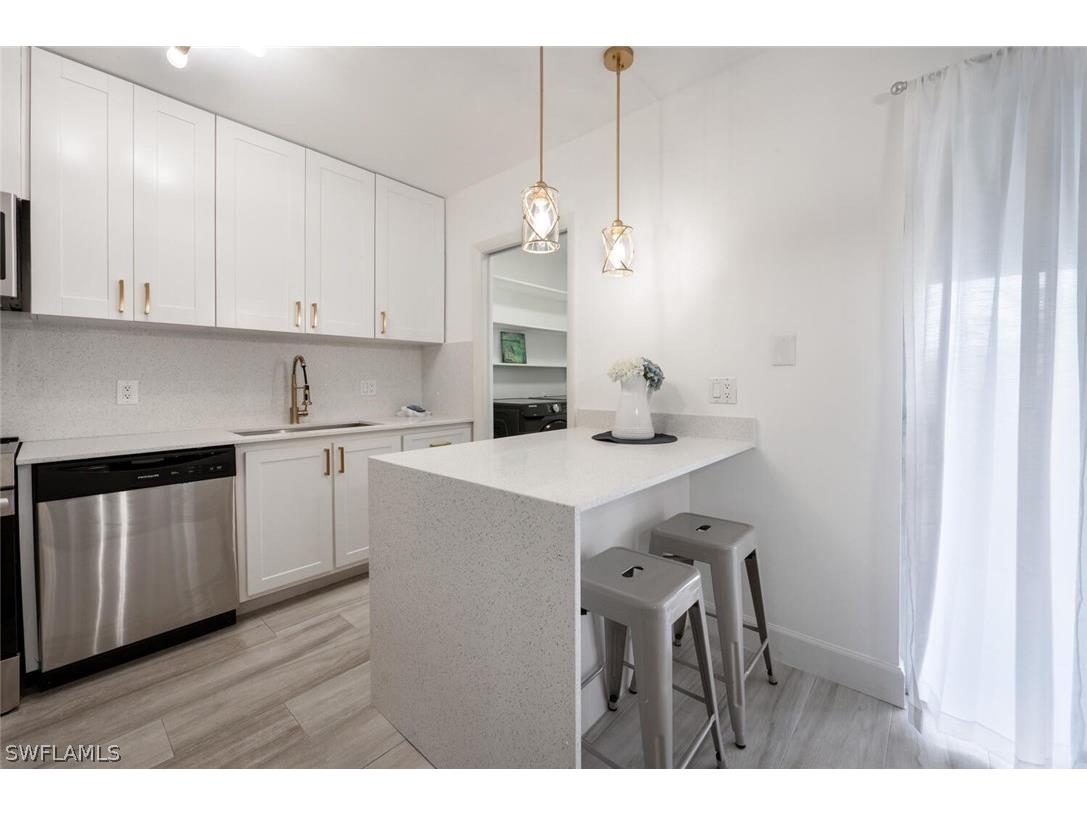 788 Park Shore Drive #H36 Naples FL 34103 224048145 image1