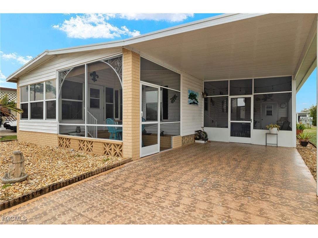 788 Roses Lane North Fort Myers FL 33917 2025005897 image2