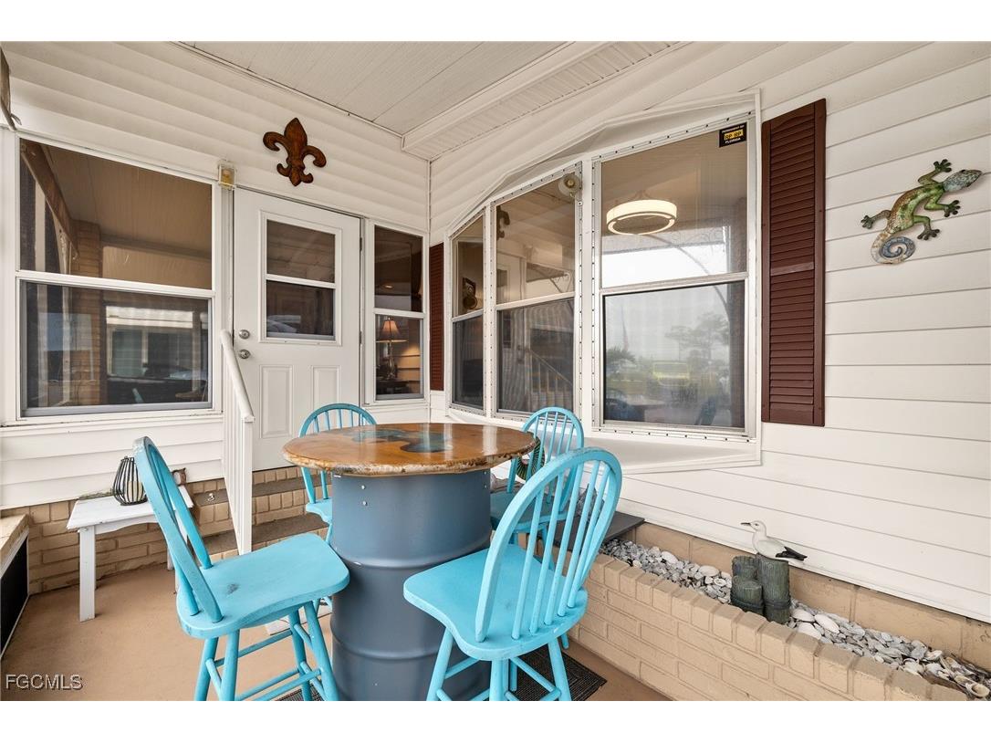 788 Roses Lane North Fort Myers FL 33917 2025005897 image3