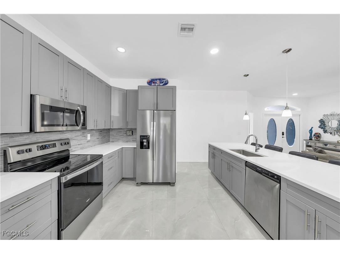 7881 Buckingham Road Fort Myers FL 33905 2026003120 image15