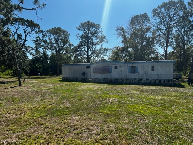 7885 Breeze Drive North Fort Myers FL 33917 223038225 image1