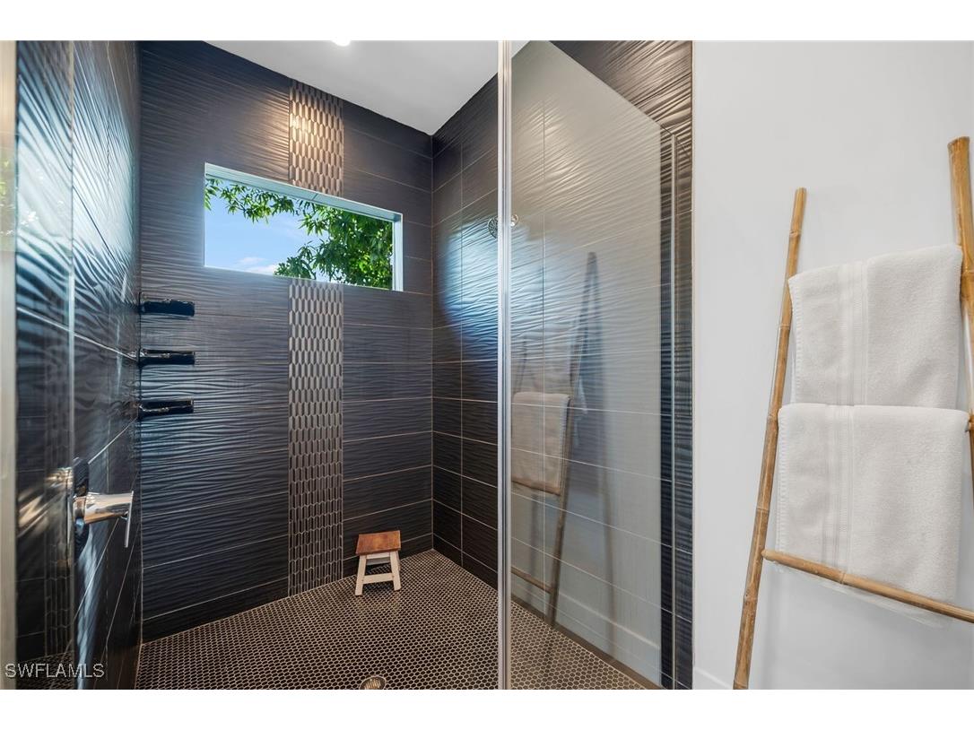 789 109th Avenue N Naples FL 34108 225077535 image25