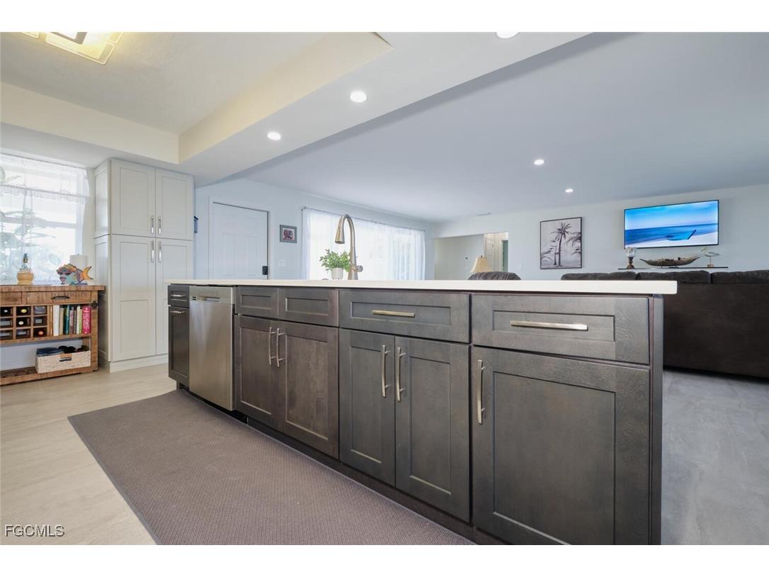 789 San Carlos Drive Fort Myers Beach FL 33931 2026002629 image11