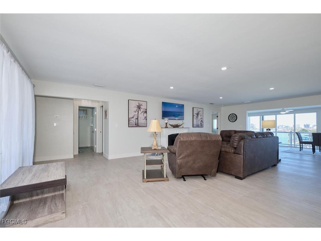 789 San Carlos Drive Fort Myers Beach FL 33931 2026002629 image13