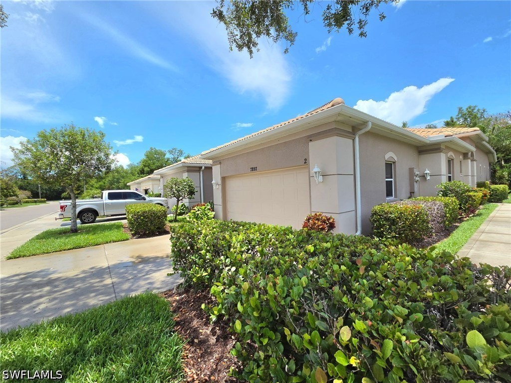 7892 Sanctuary Circle #2 Naples FL 34104 226020723 image1