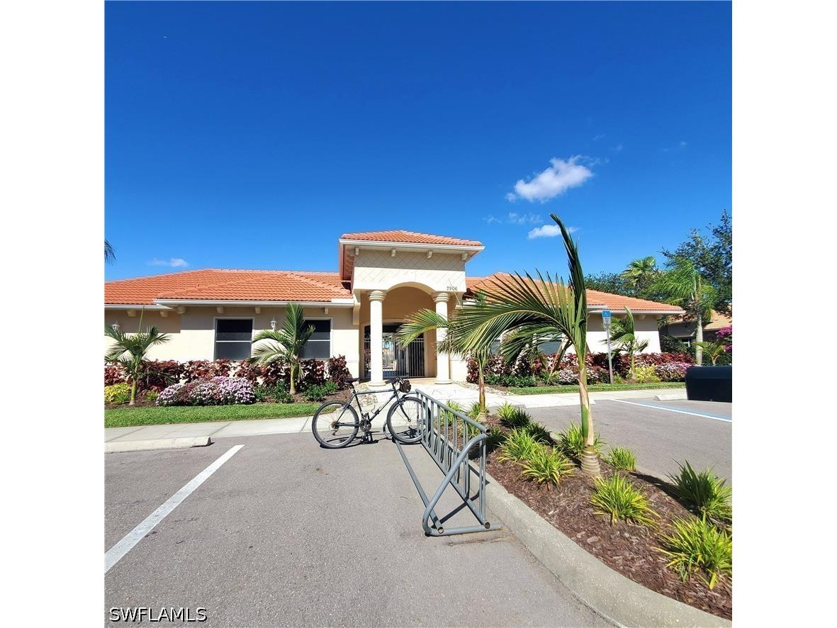 7892 Sanctuary Circle #2 Naples FL 34104 226020723 image35