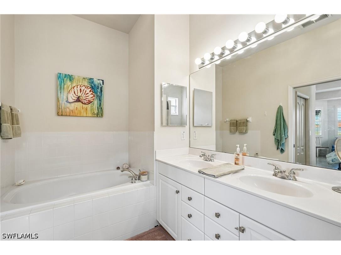 7895 Sanctuary Circle #117-1 Naples FL 34104 226019799 image17
