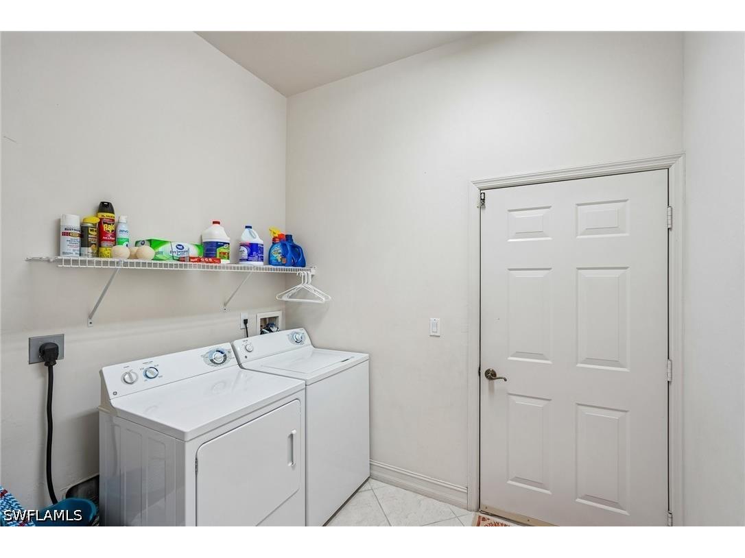 7895 Sanctuary Circle #117-1 Naples FL 34104 226019799 image29