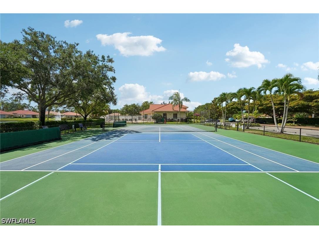 7895 Sanctuary Circle #117-1 Naples FL 34104 226019799 image37